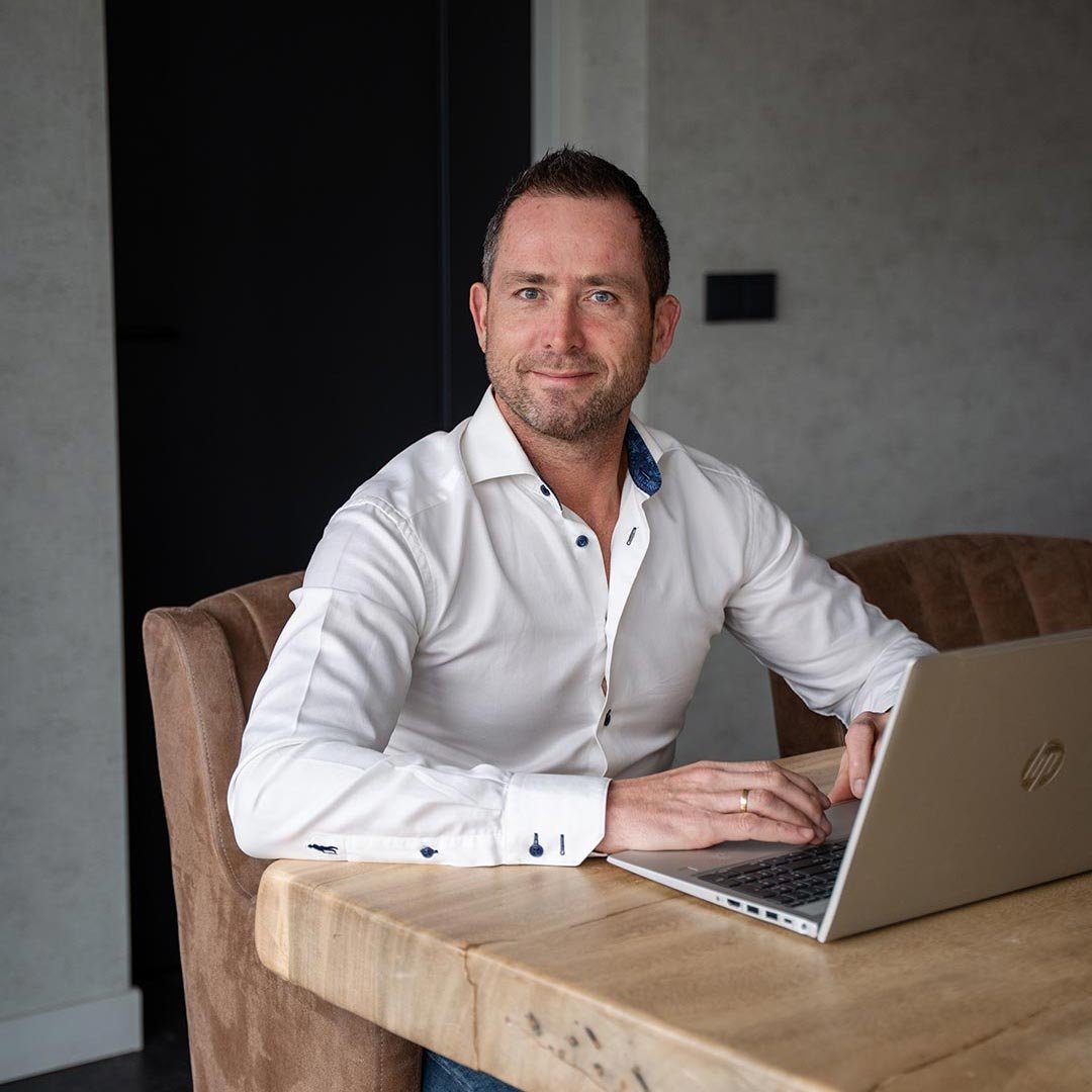 Succesvolle-samenwerking-begint-hier-vierkant